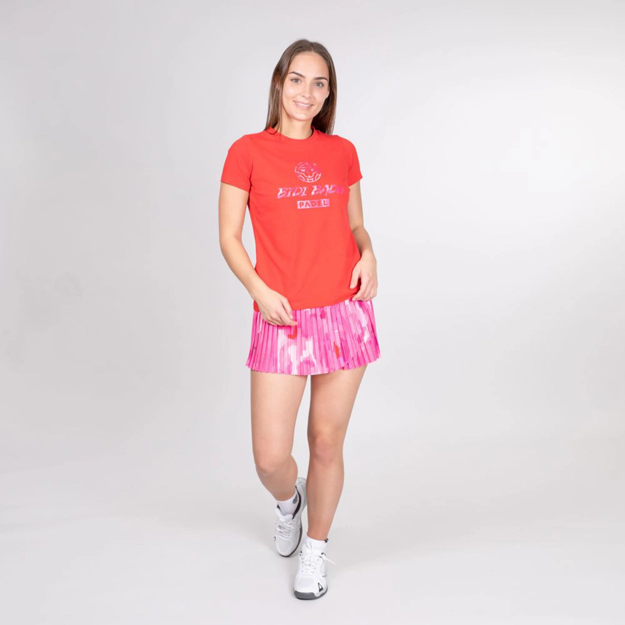 Shenzi Lifestyle Camiseta De Manga Corta Mujeres-Rojo - Image 3