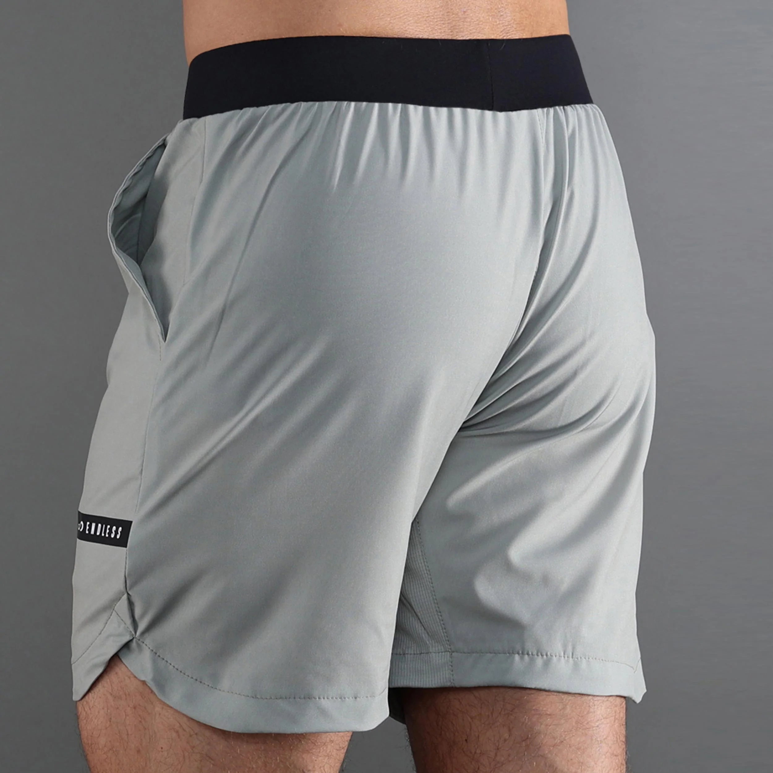 Swift Shorts Hombres-gris claro - Image 2