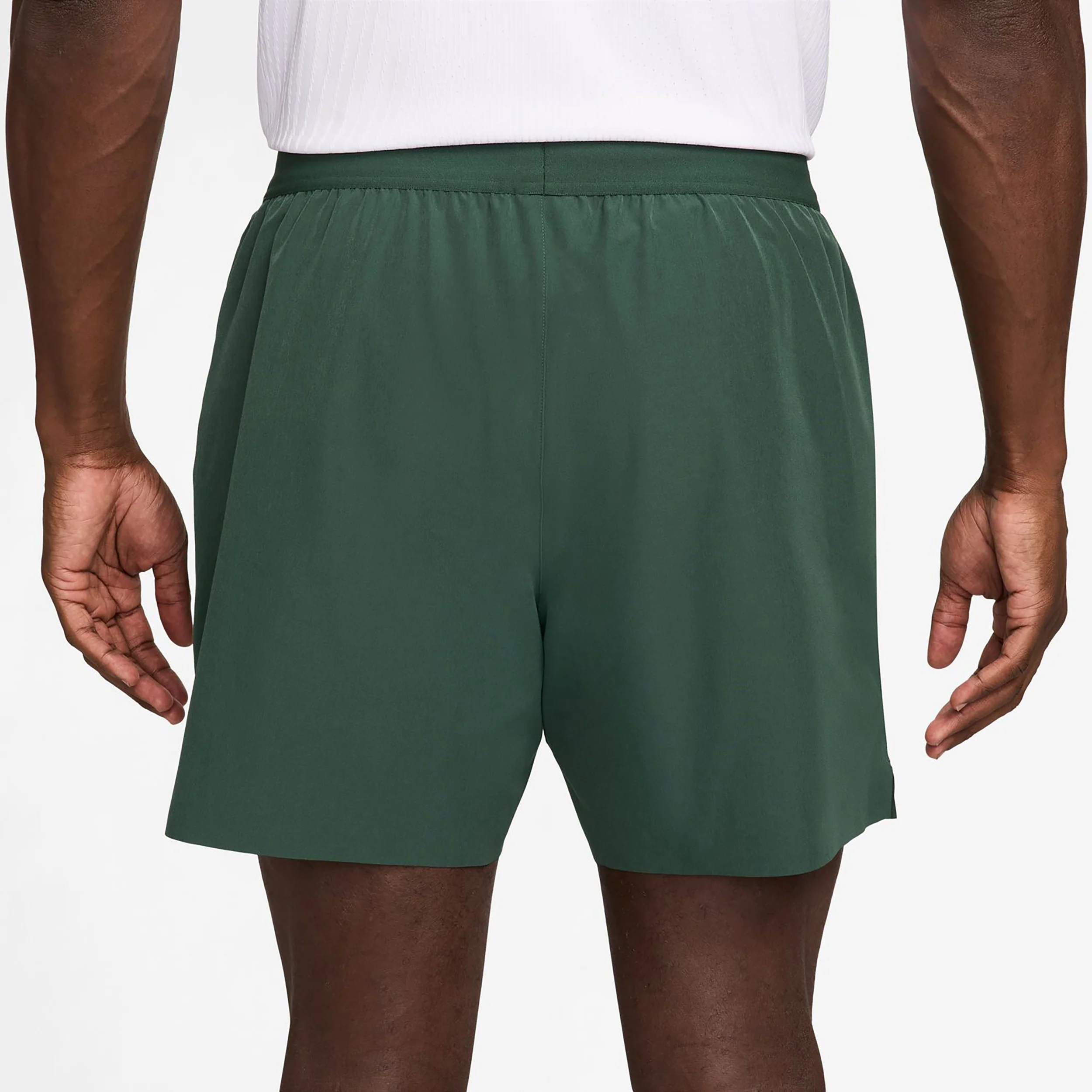 Alcaraz Court Dri-FIT Advantage 6in Shorts Hombres-verde oscuro - Image 2