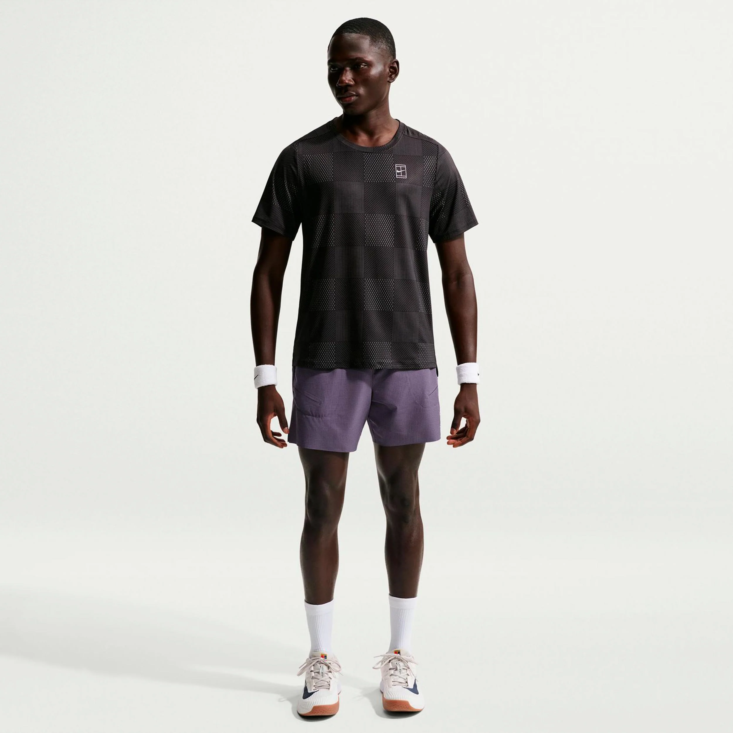Court Dri-Fit Advantage 6in Shorts Hombres-lila - Image 4