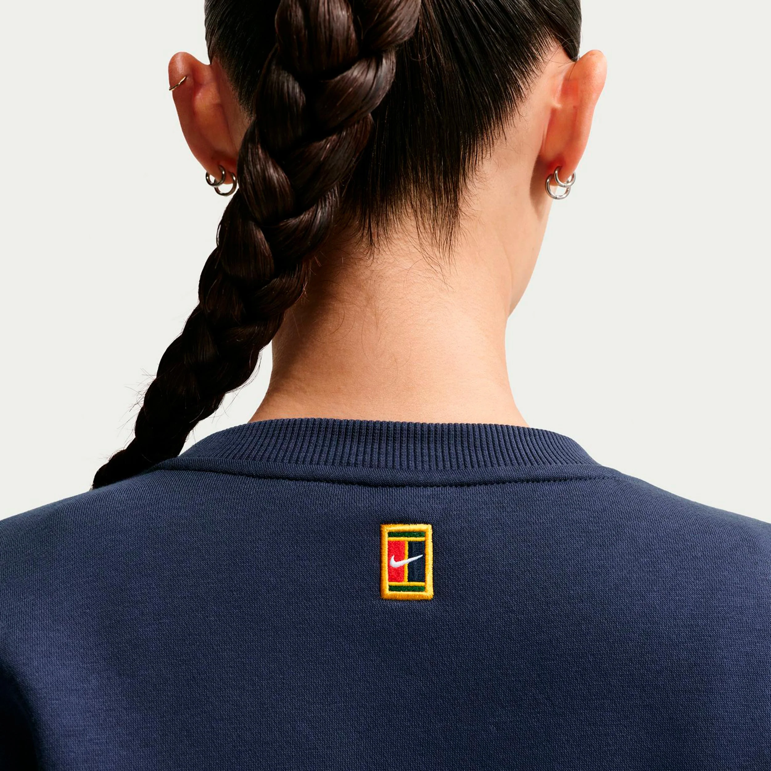 Court Fleece Crew Sudadera Mujeres-azul oscuro, crema - Image 4