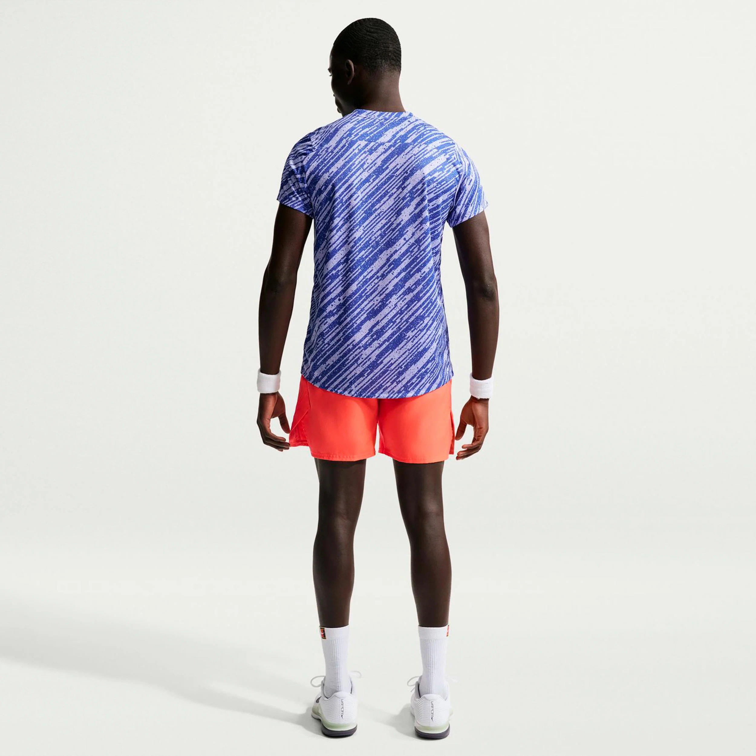 Court Victory Dri-Fit 7in Shorts Hombres - naranja, naranja - Image 3
