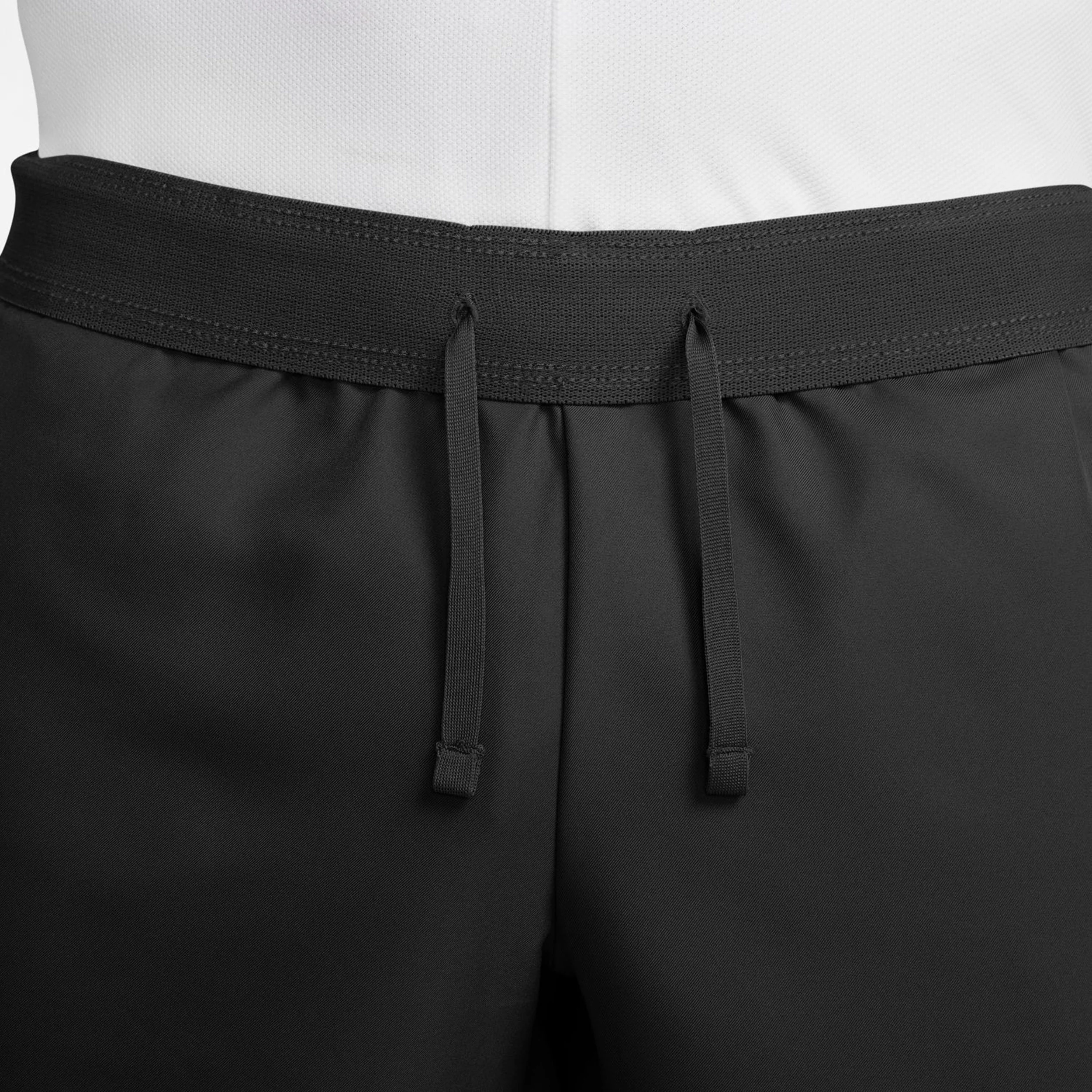 Court Victory Dri-Fit 7in Shorts Hombres - negro - Image 8