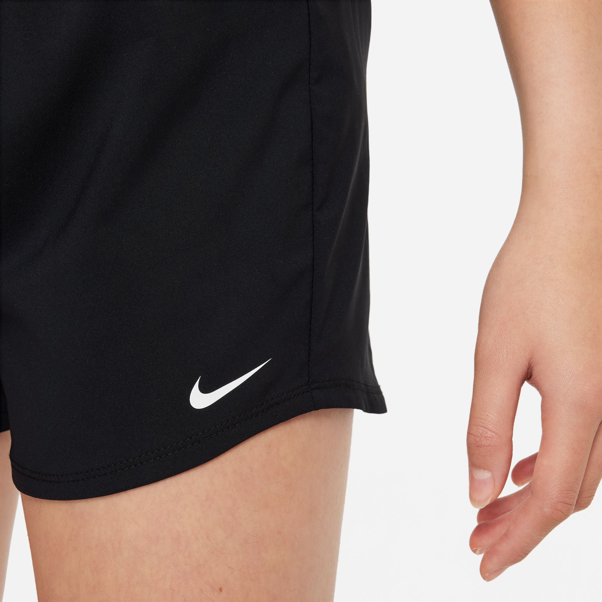 Dri-Fit Big Kids High Waisted Woven Shorts Chicas-Negro - Image 7