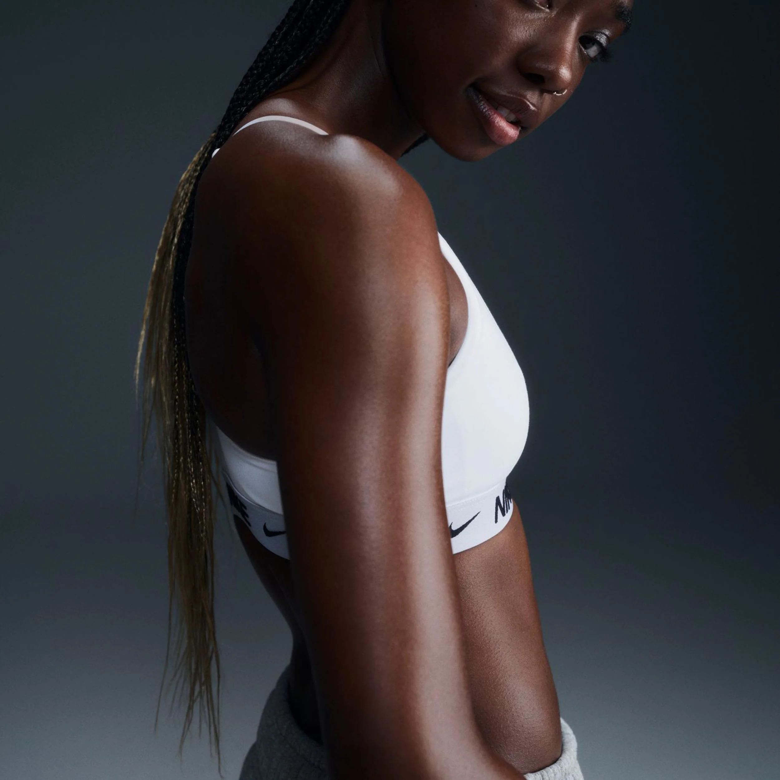 Dri-Fit INDY LGT Support Sujetador deportivo Mujeres-blanco, negro - Image 4