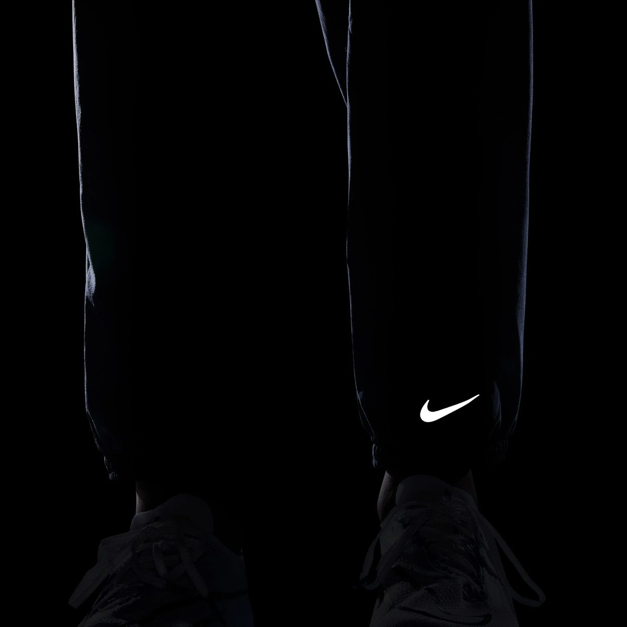 Dri-Fit Multi Essential Pantalón De Entrenamiento Chicos-Negro,Plateado - Image 10