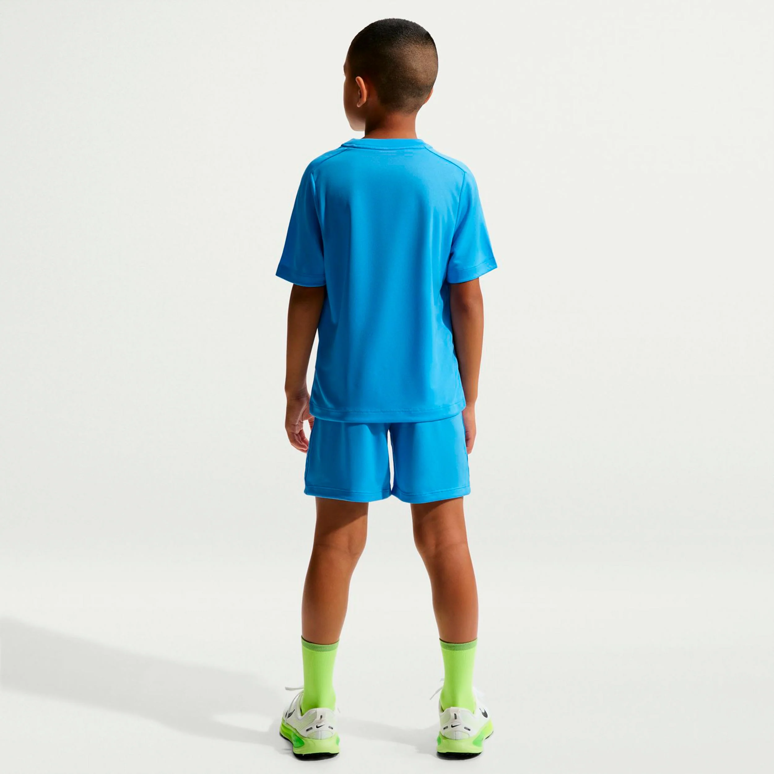 Dri-Fit Multi Shorts Chicos-azul claro - Image 3
