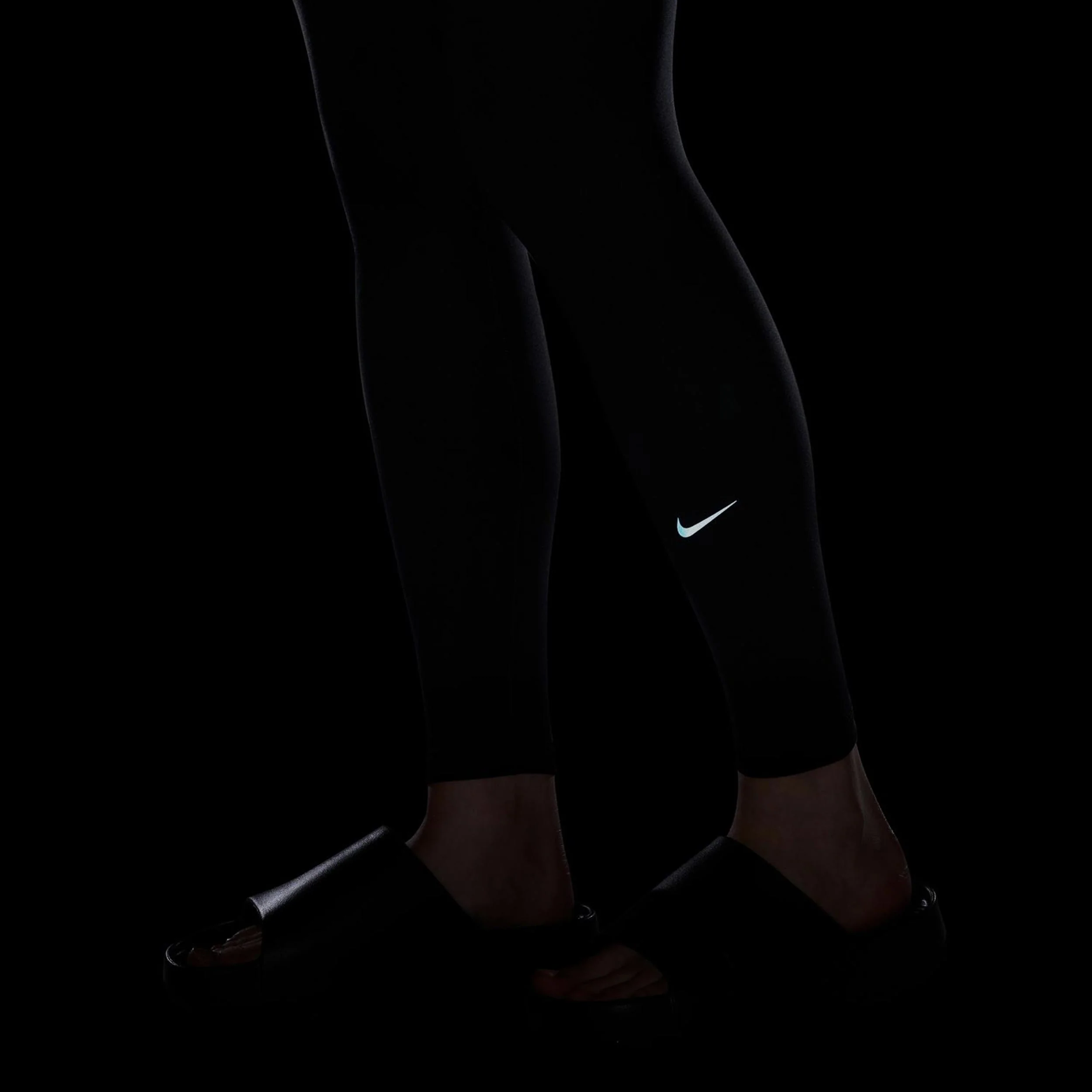 Dri-Fit One High-Waisted Malla Mujeres-Negro - Image 9