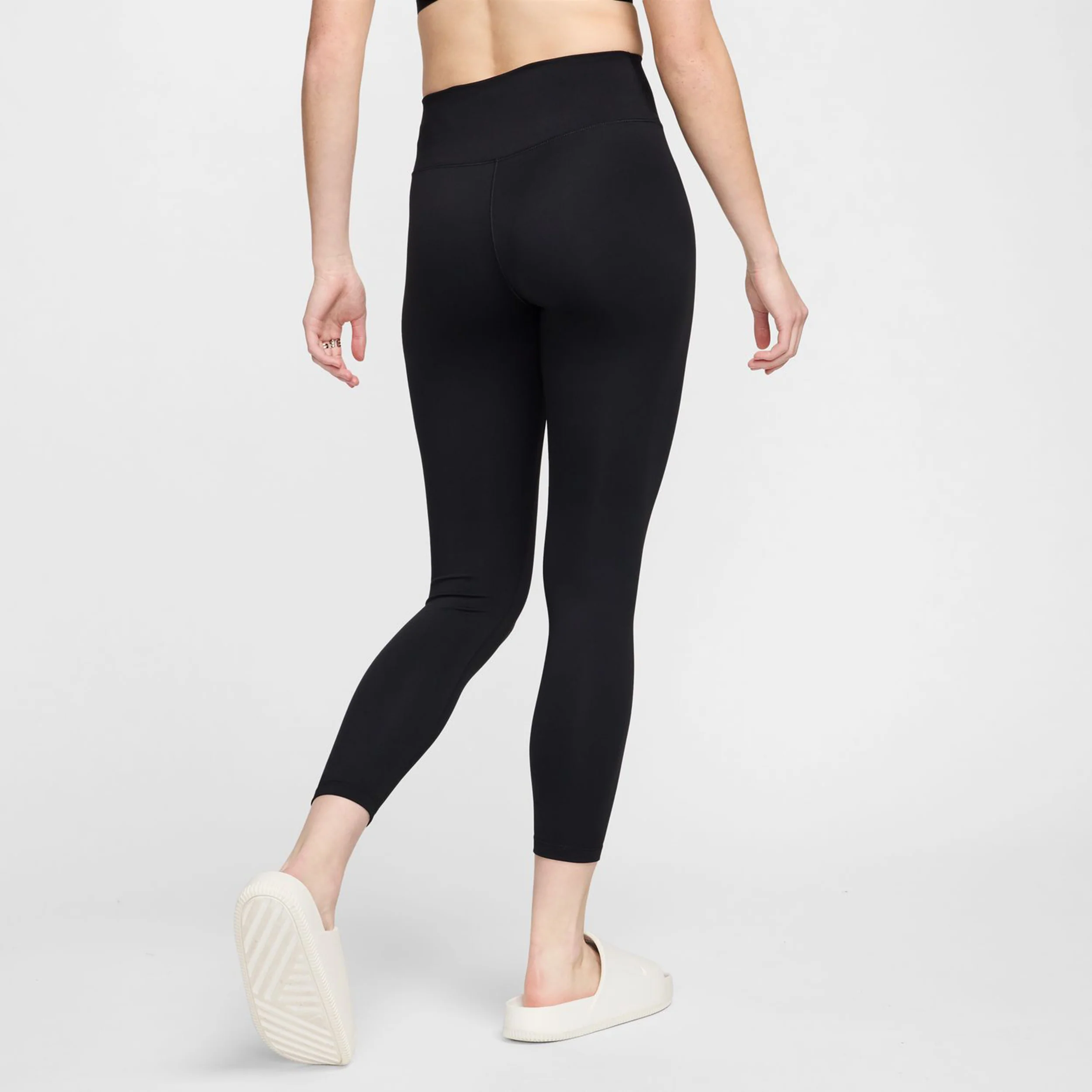Dri-Fit One HR 7/8 Malla Mujeres-Negro - Image 2