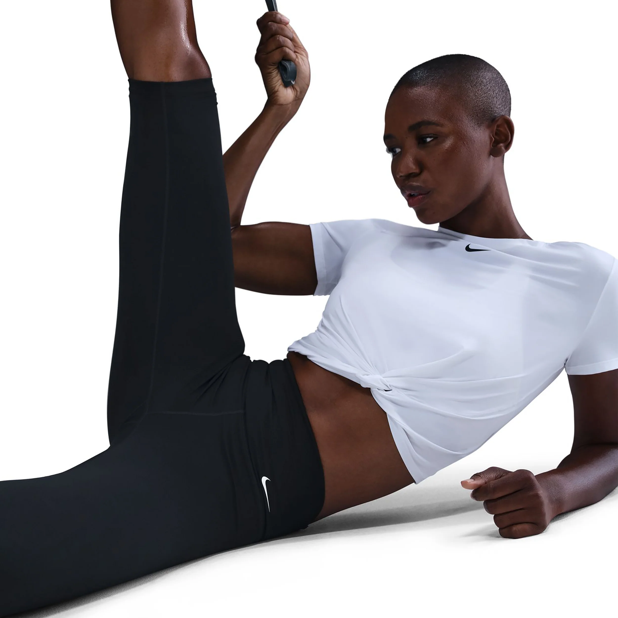 Dri-Fit One Malla Mujeres - negro, blanco - Image 4