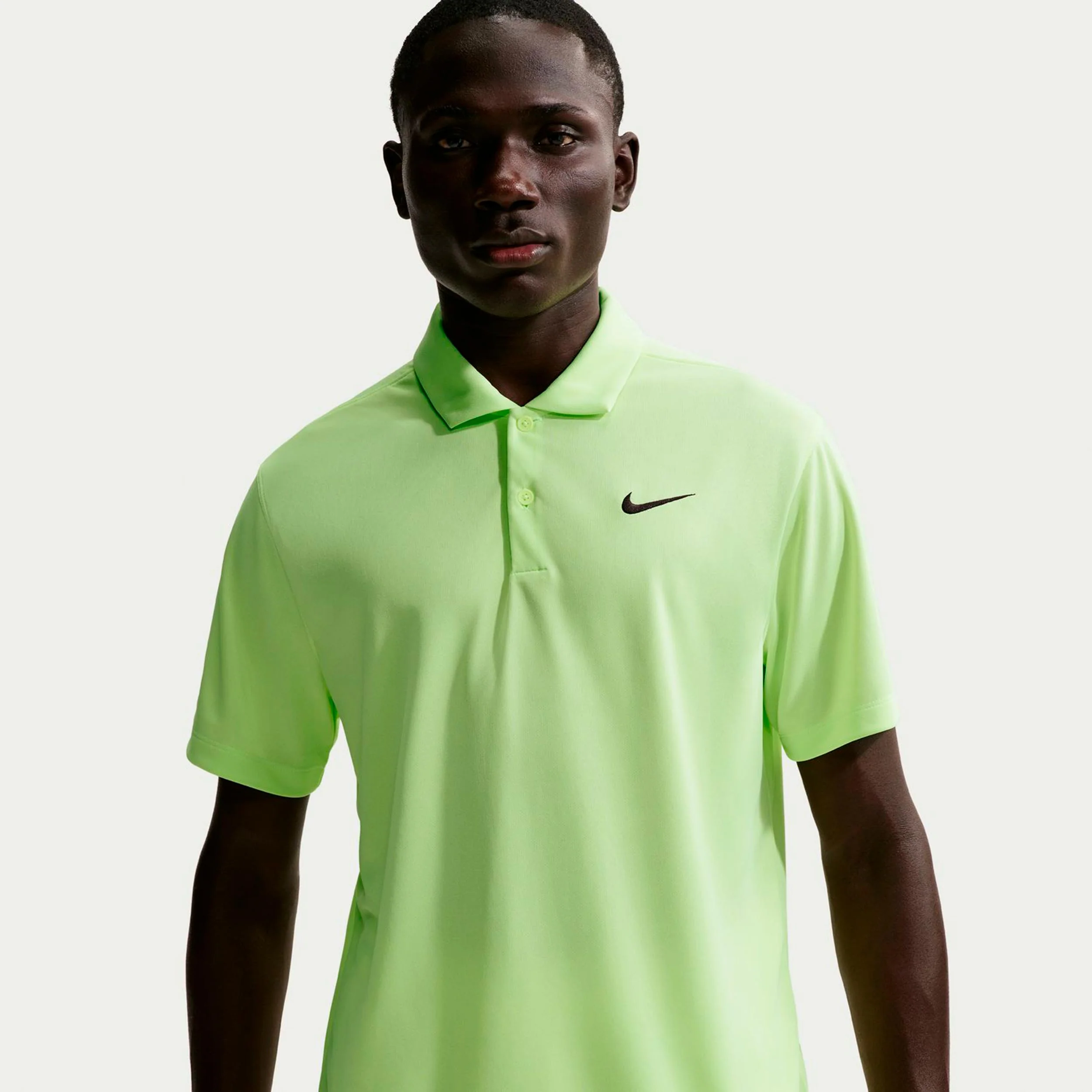 Dri-Fit Victory Court Solid Polo Hombres - lima
