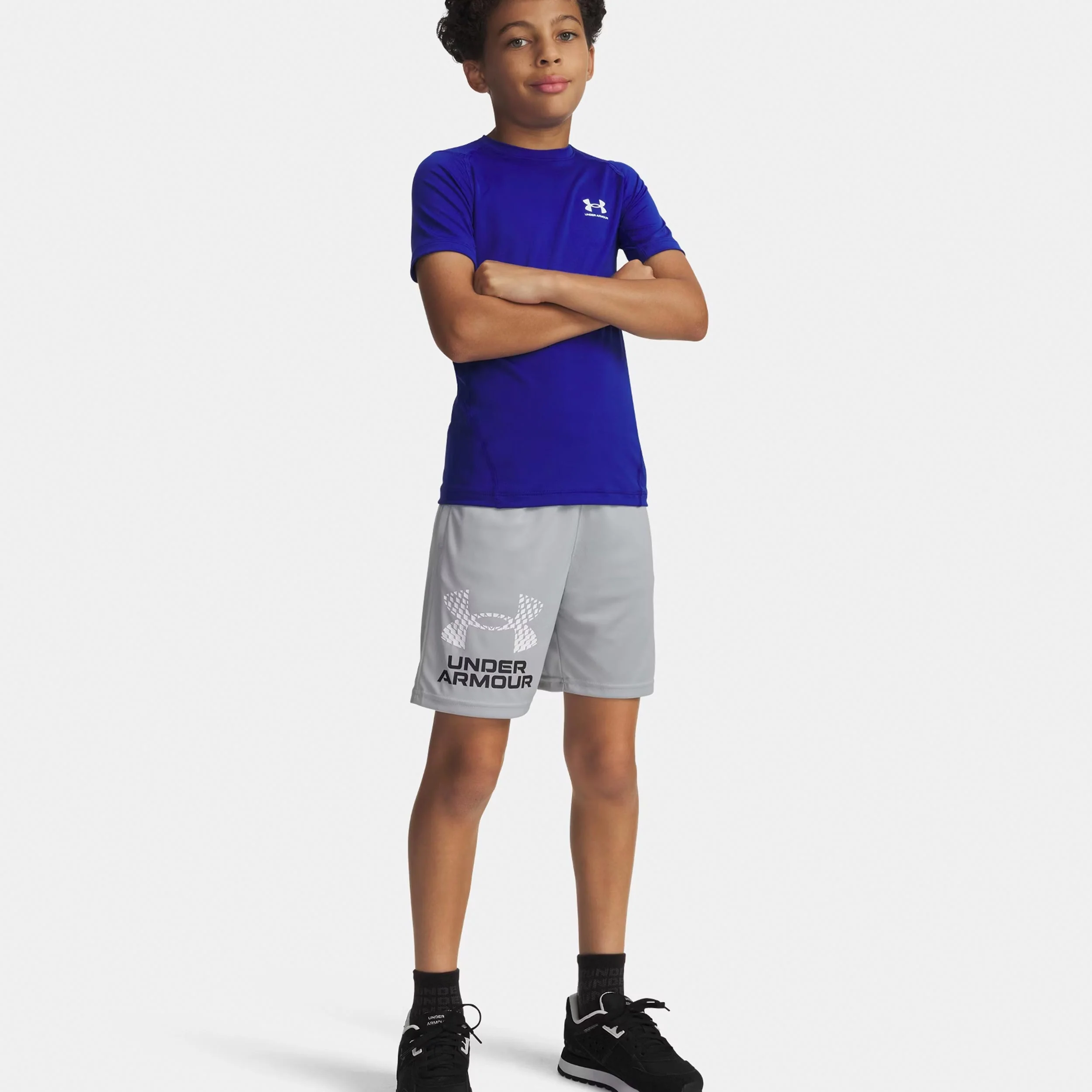 Tech Logo Shorts Chicos-gris, blanco - Image 5