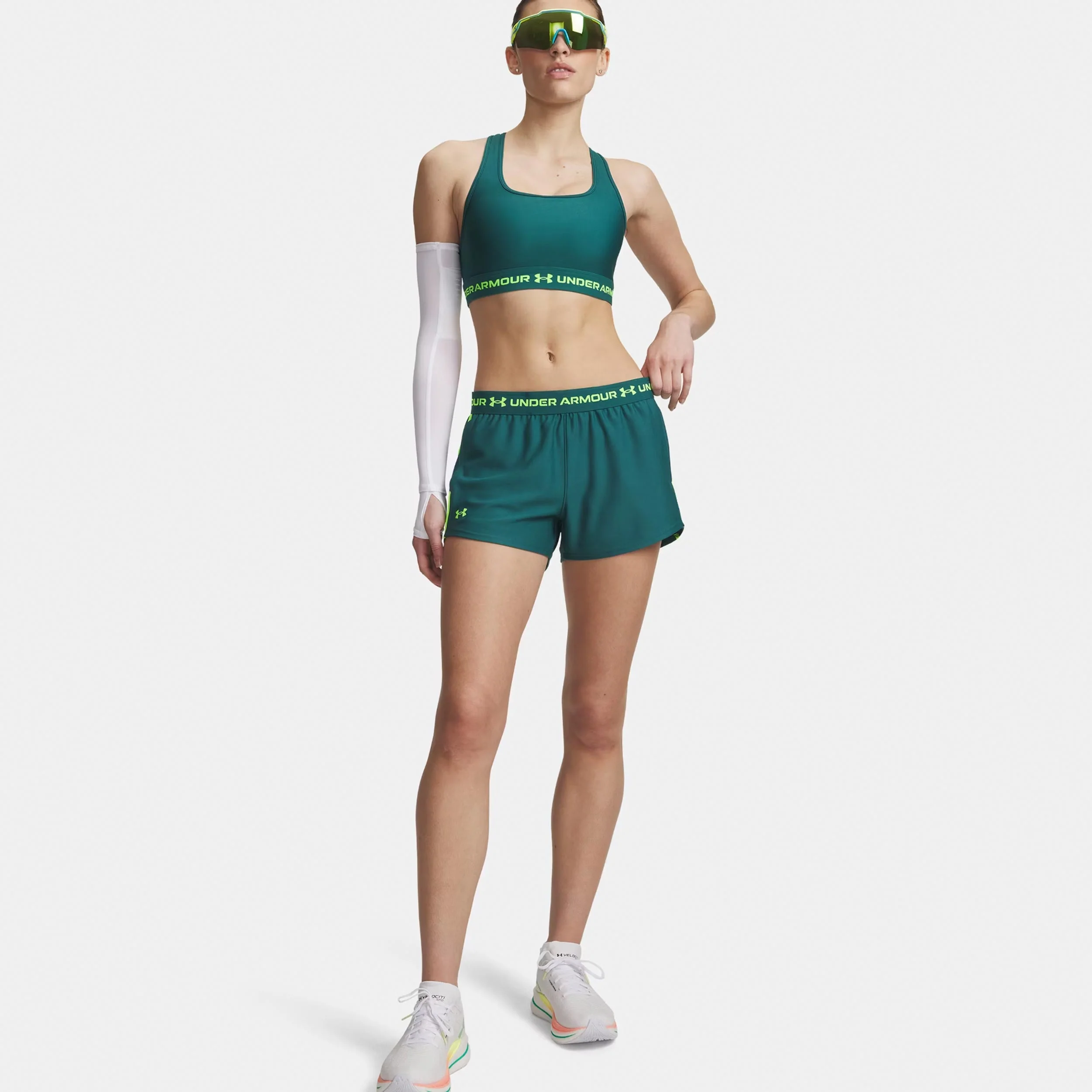 Tech Play Up Shorts Mujeres-verde, verde - Image 3