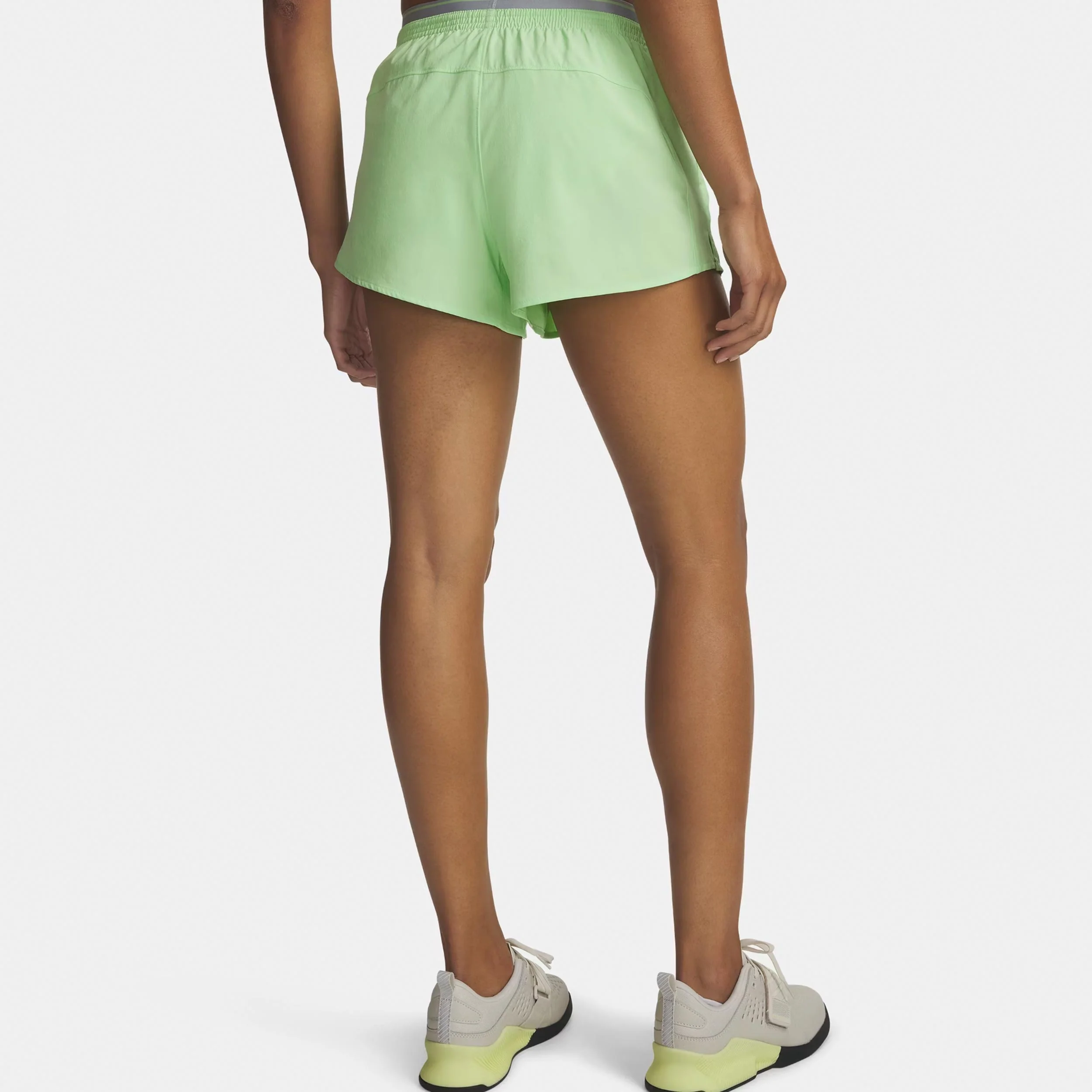 Vanish Woven 3in Shorts Mujeres-verde, gris - Image 2